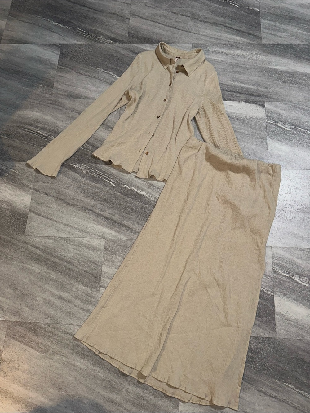 Free People breezy crinkle-textured set L